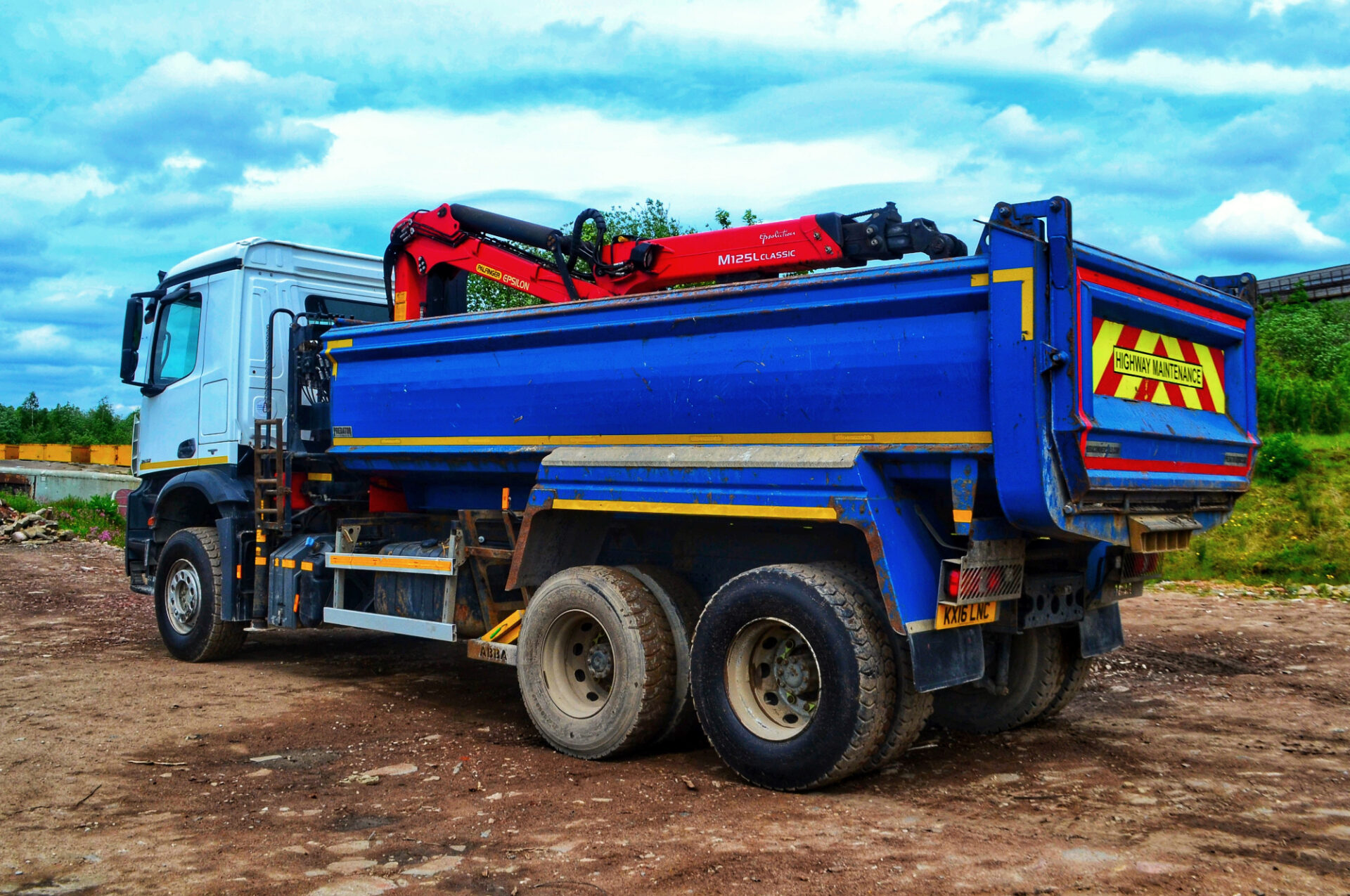 GRAB HIRE LIVERPOOL